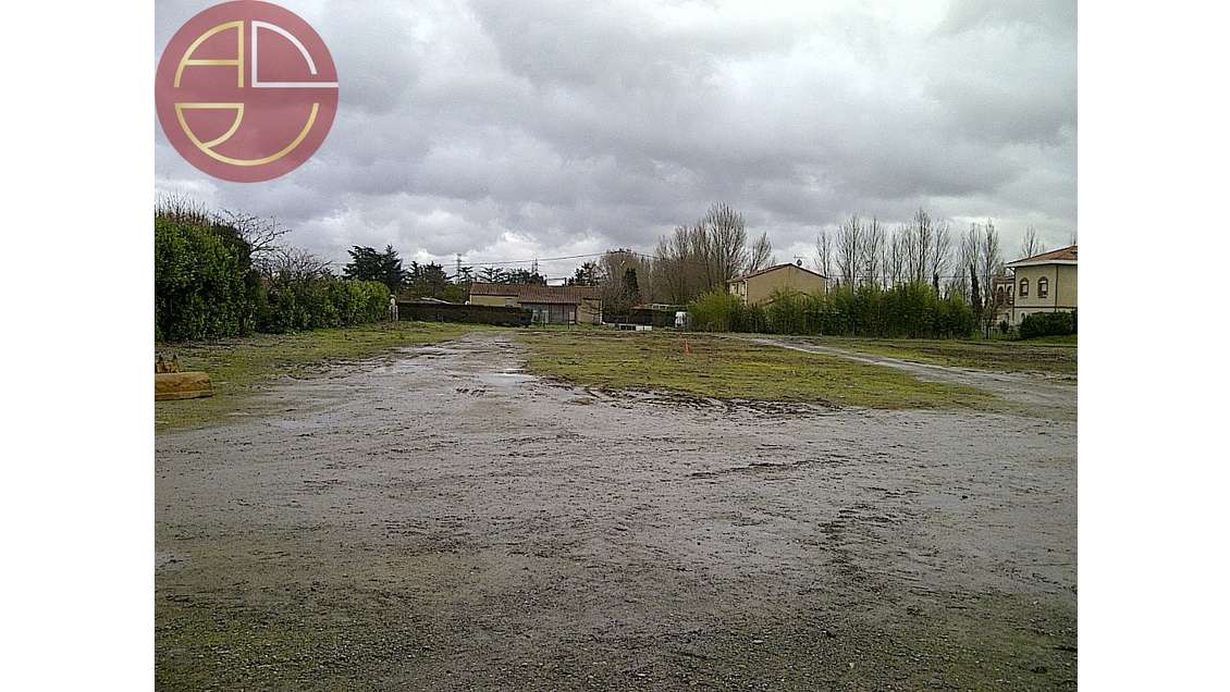 A louer terrain 2936m² à Villeneuve-Tolosane