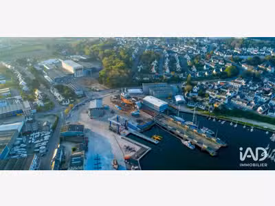 A louer terrain 1432m² avec hangar à Concarneau