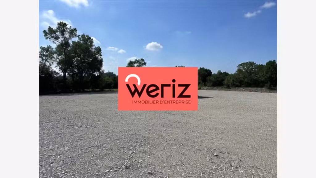 Loue terrain 1800m² avec bureaux 120m² Aix en Pce