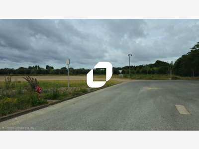 EXCLUSIVITE ! RARE - TERRAIN NU À LOUER - LA COURN