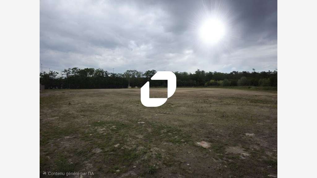 EXCLUSIVITE ! RARE - TERRAIN NU À LOUER - LA COURN