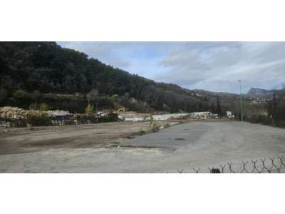 Location Terrains industriels et agricoles au Broc