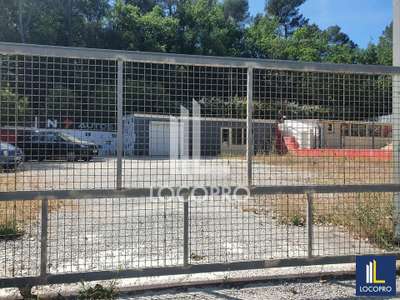 Location Terrains industriels et agricoles au Luc