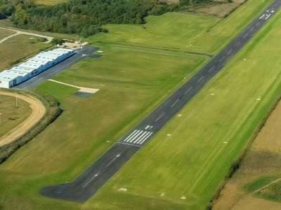 Opportunités A louer terrains aérodrome Libourne