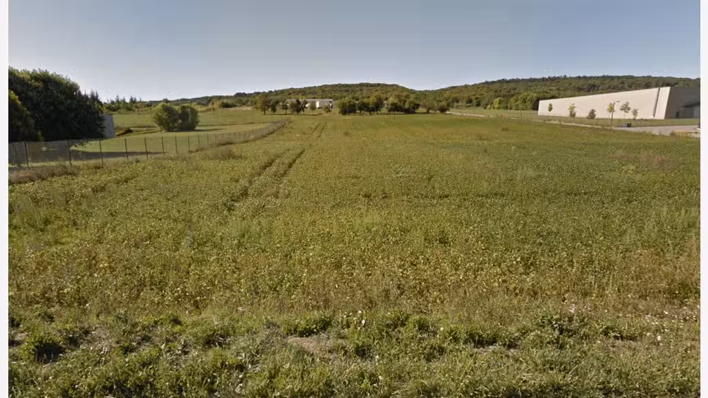 À vendre – terrain industriel de 23 ha à Marnay à 