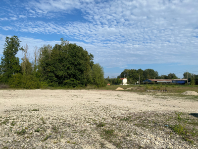 Terrain viabilisé 8000m² à louer à Migennes (89)
