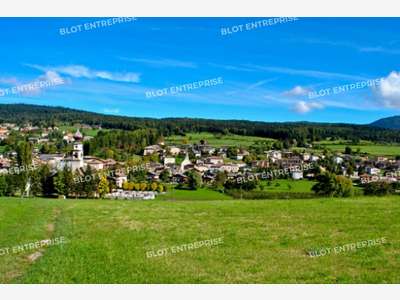 A louer terrain viabilisé 780m² Saint-Étienne 44