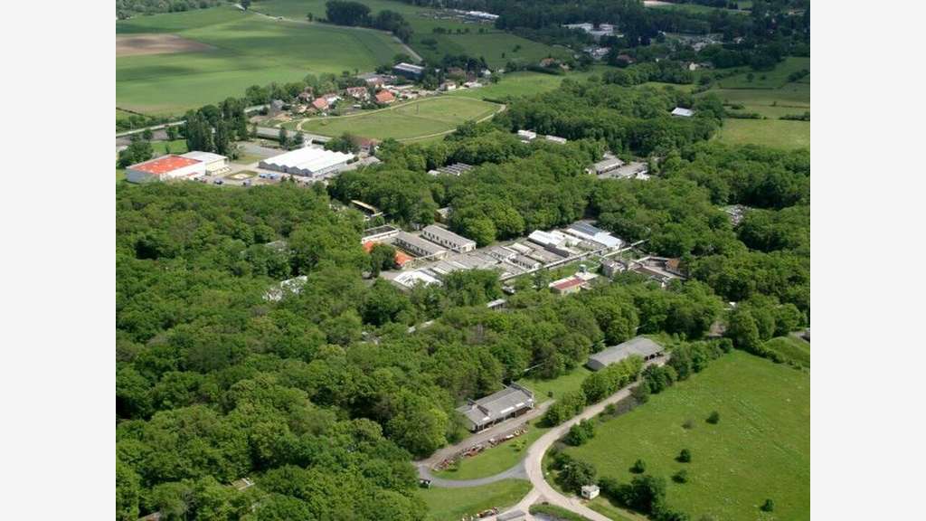 Foncier industriel 83 ha à louer à Vichy (03)
