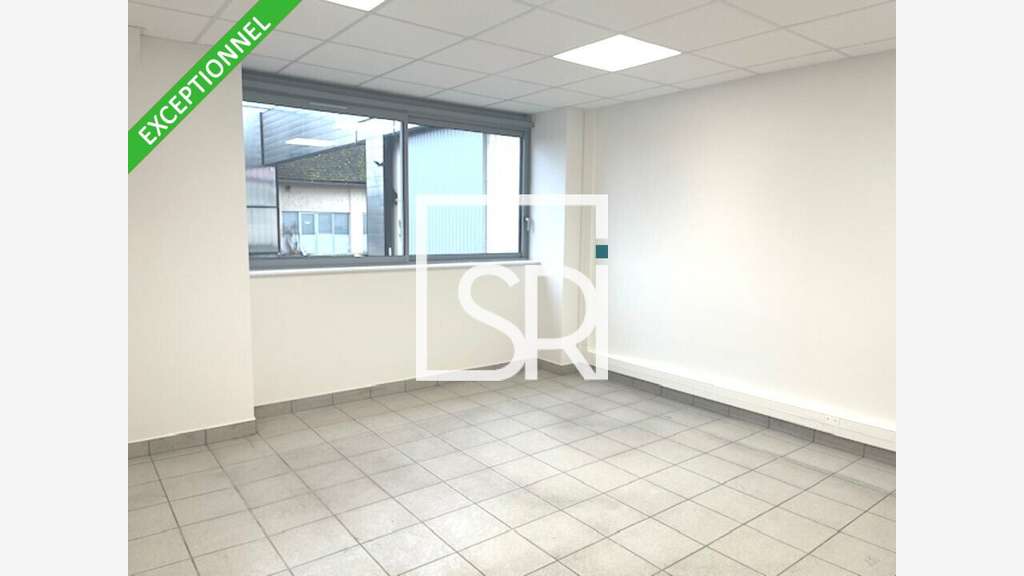 Bureaux rénovés de 200m² à louer à Thiers