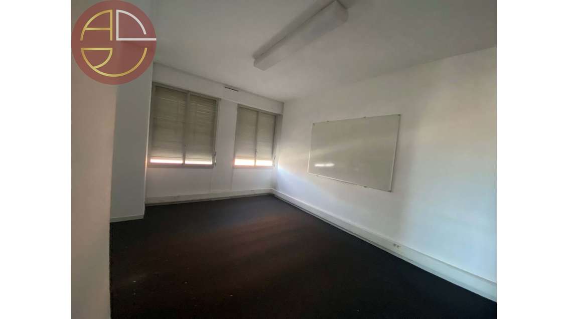 Location bureaux 83m² RDC à Toulouse Jean Jaures