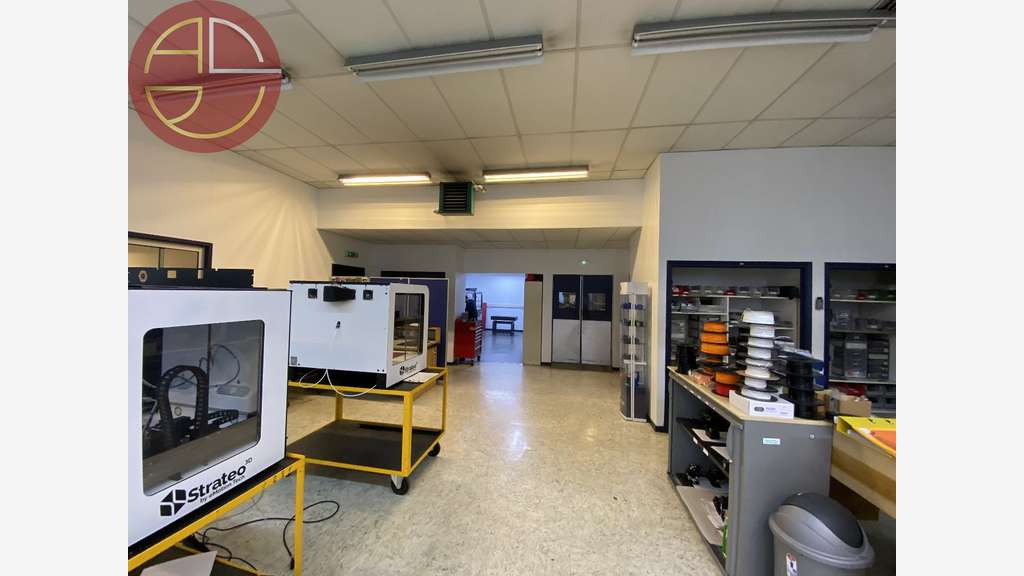 Location local 776m² à Toulouse Nord Est Fondeyre