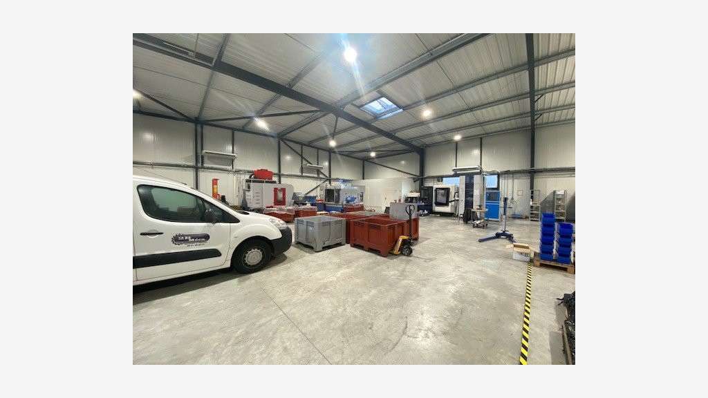 A louer local 1000m² Toulouse Nord-Est RN20