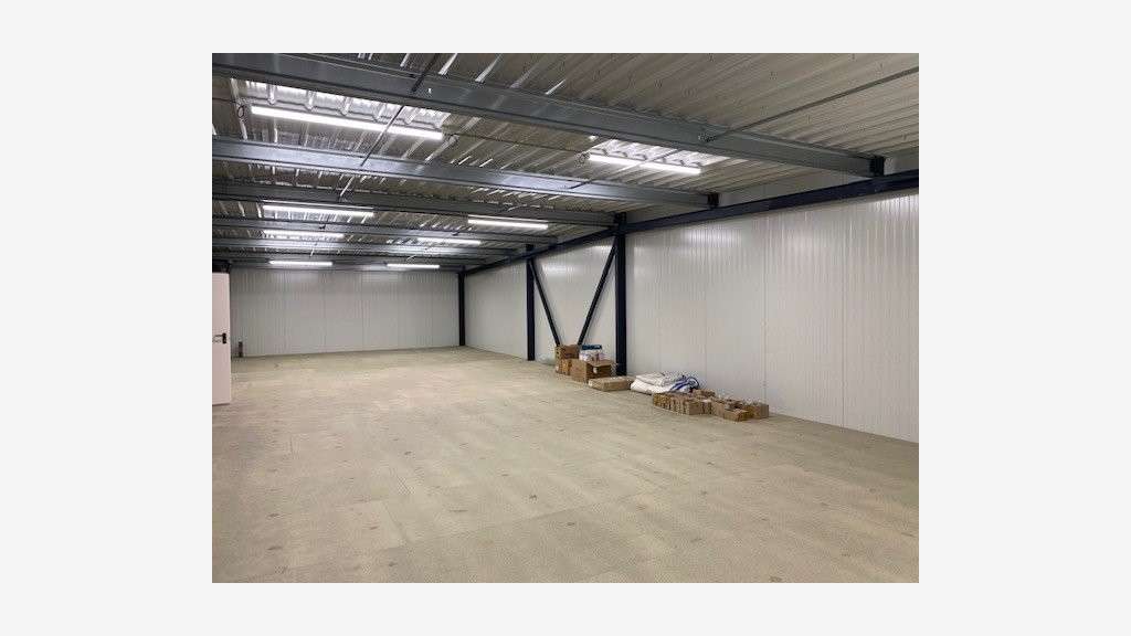 A louer local 1000m² Toulouse Nord-Est RN20