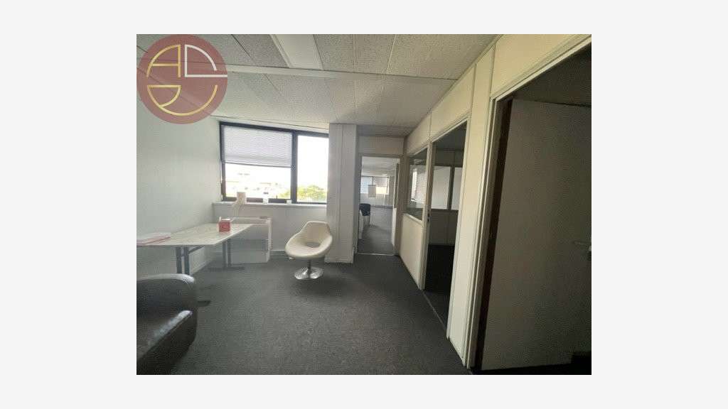 A louer bureaux 125m² à Toulouse Ouest Basso Cambo