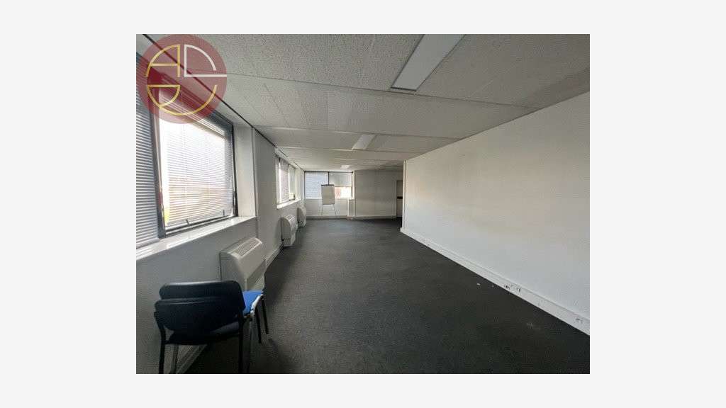A louer bureaux 125m² à Toulouse Ouest Basso Cambo