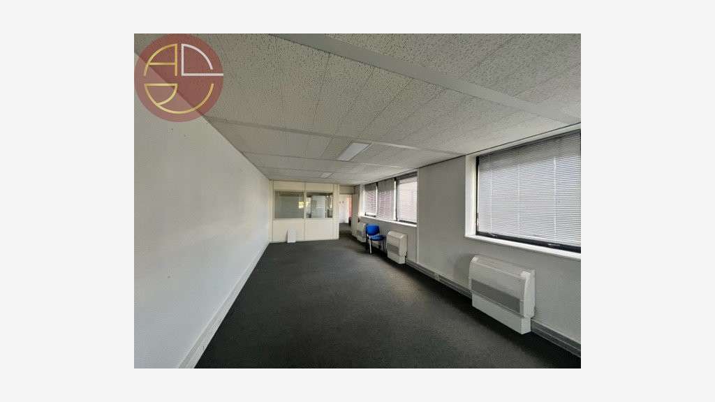A louer bureaux 125m² à Toulouse Ouest Basso Cambo