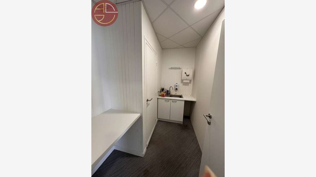 Loue bureaux atypiques 340m² Toulouse Sept Deniers