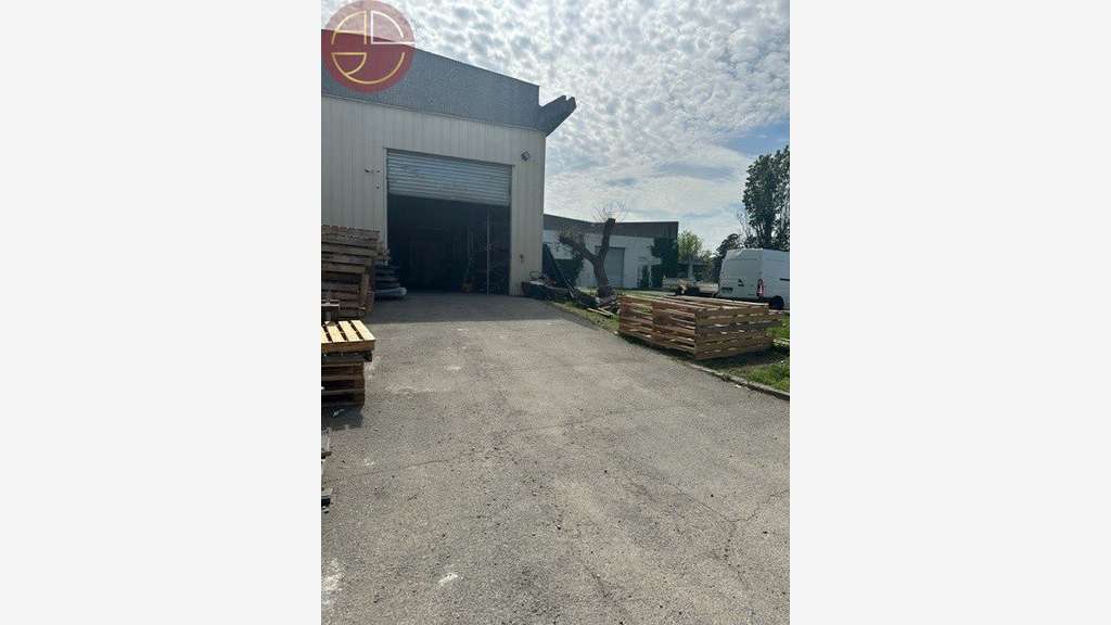 Loue local d'activité de 302m² à Toulouse Thibaut