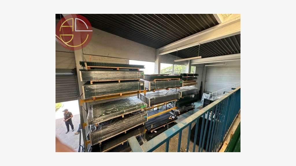 Loue local d'activité de 302m² à Toulouse Thibaut