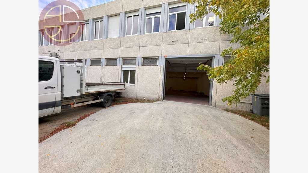 location entrepôt bureau de 200m² à l'Union