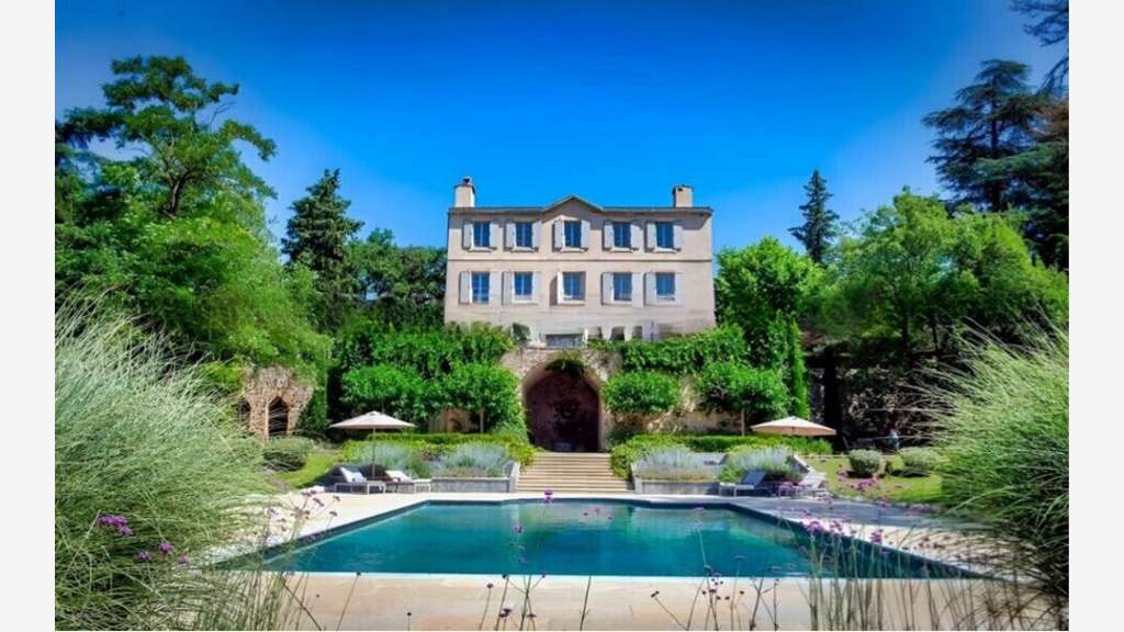Somptueuse propriété à vendre à Valbonne