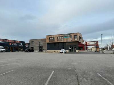 Loue local commercial 150m² St-Marcel-lès-Valence