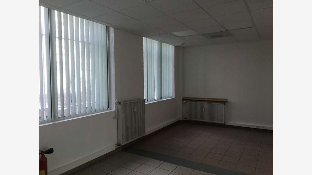 A louer bureaux de 66m² à Valence Polygone