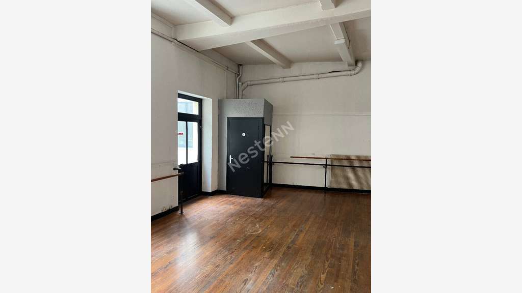 A louer local commercial de 177m² à Verdun