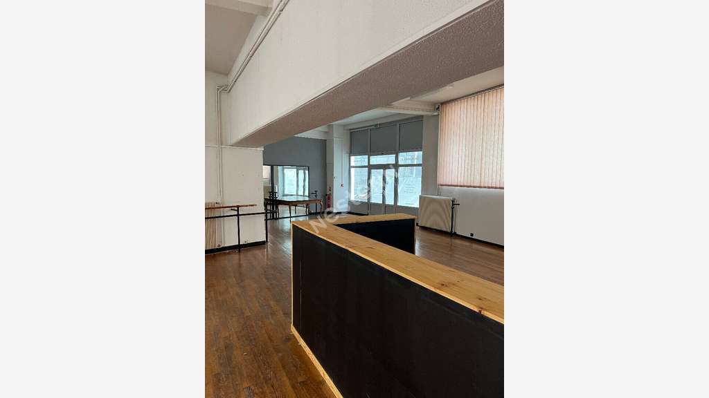 A louer local commercial de 177m² à Verdun