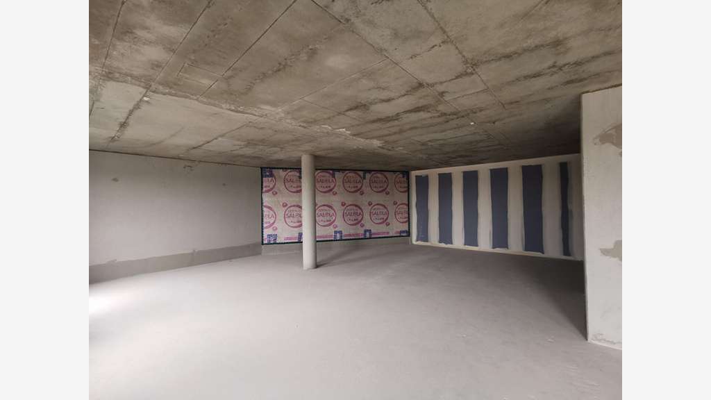 A louer bureau haut standing 178m² à Bretteville