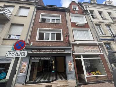 Disponible immédiatement immeuble complet Cambrai