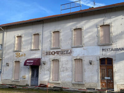 Vente ancien hôtel-restaurant à Nurieux Volognat