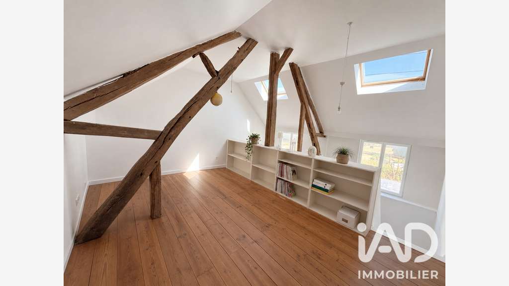 Vente local commercial 74m² à Sablonnières