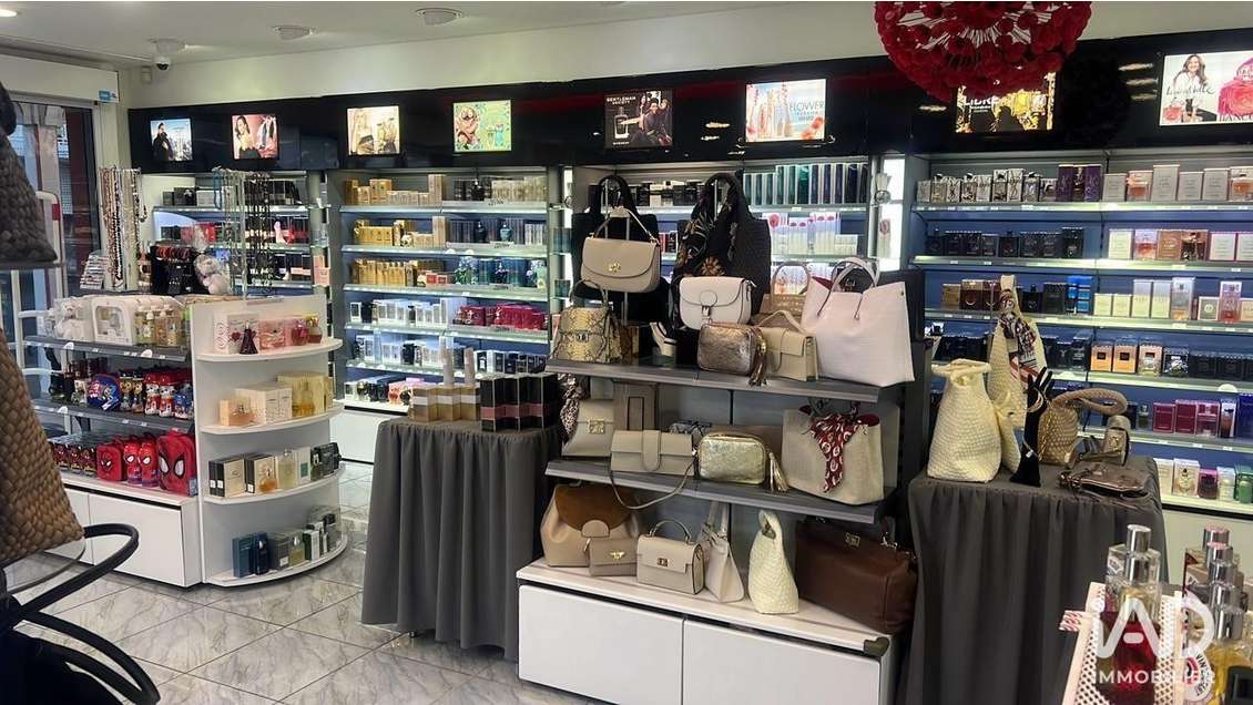 Vente boutique 200m²  en Guadeloupe