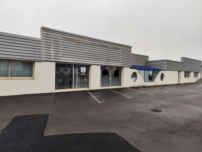 A vendre bâtiment 1200m² Quimper accès RN165