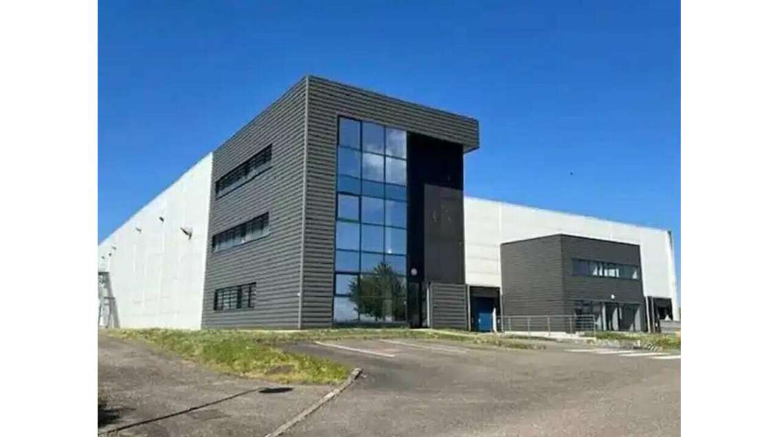 Vente bâtiment logistique 3620m² à Solgne