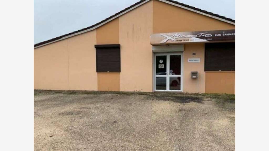 Bâtiment d'activités 140m² à vendre à Nogent