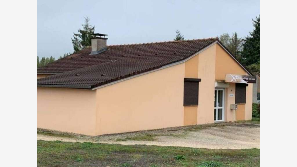 Bâtiment d'activités 140m² à vendre à Nogent