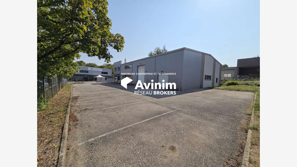Bâtiment professionnel 865m² à Annecy Cran-Gevrier