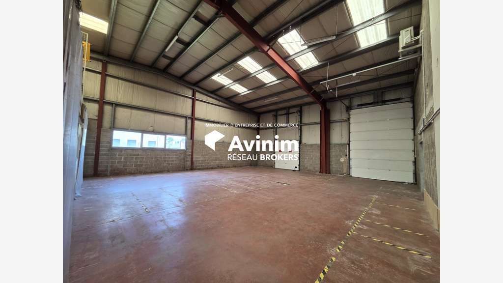 Bâtiment professionnel 865m² à Annecy Cran-Gevrier