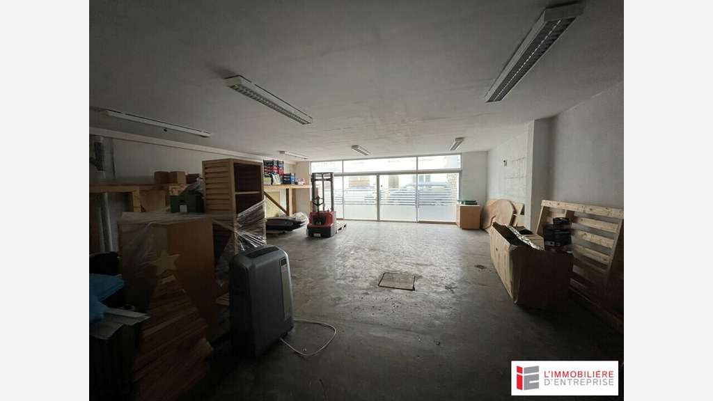 Vente bâtiment de type industriel loué à Lorient