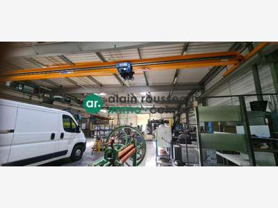 Vente superbe local d' activité 2300m² à Angers