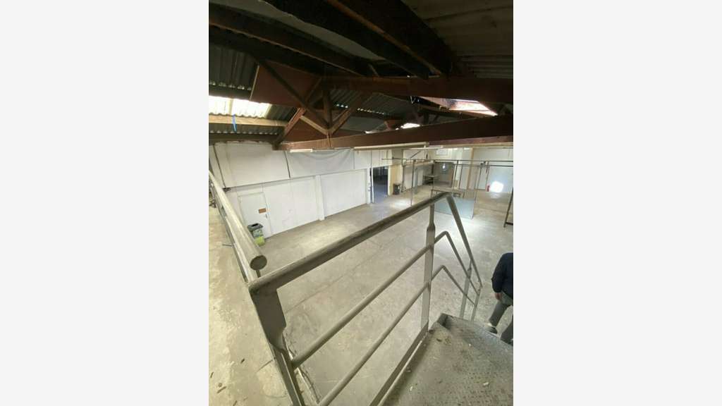 Vente bâtiment entrepôt 510m² Belle de Mai 13003