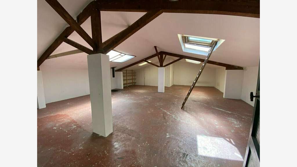 Vente bâtiment entrepôt 510m² Belle de Mai 13003