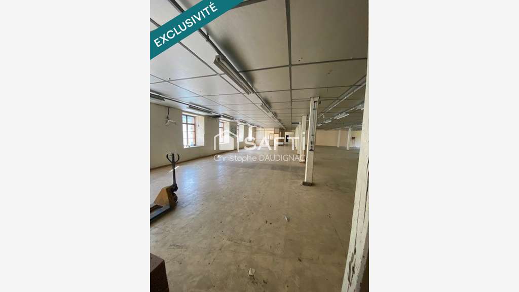 Exceptionnel grand bâtiment 1300m² à Bitschwiller