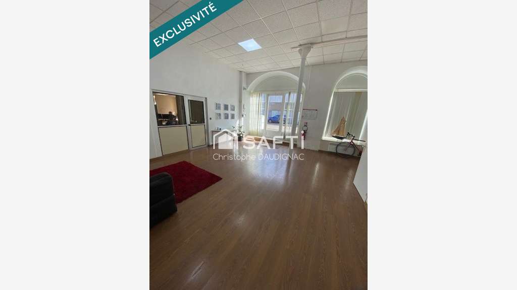 Exceptionnel grand bâtiment 1300m² à Bitschwiller
