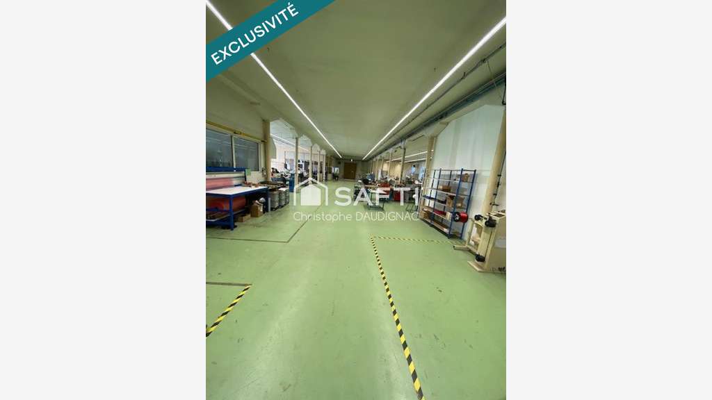 Exceptionnel grand bâtiment 1300m² à Bitschwiller