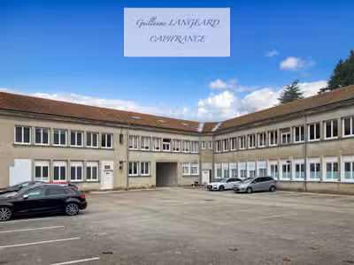 Vente bâtiment mixte pour investisseurs à Oyonnax 