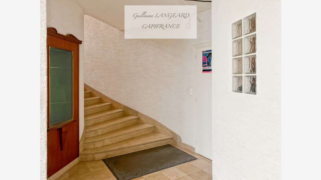 Vente bâtiment mixte pour investisseurs à Oyonnax 