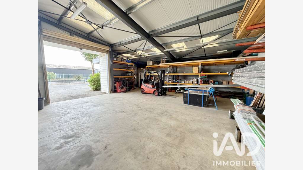 Vente bâtiment professionnel 211m² Poey-de-Lescar